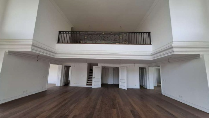 LOTE 1: Direitos sobre Duplex de Luxo com 672m² no JD. Europa - (02) SÃO PAULO SP, localizado em São Paulo - SP, bairro Jardim Europa