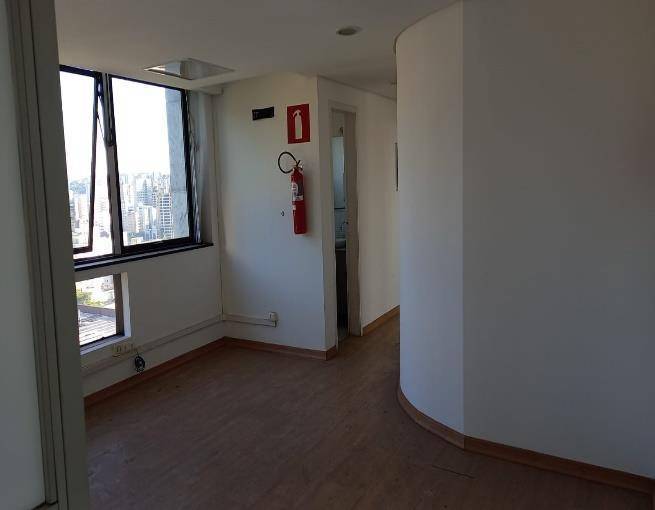 LOTE 1: Sala comercial, Sala comercial, 0 vaga(s) de garagem BELO HORIZONTE MG, localizado em Belo Horizonte - MG, bairro Cruzeiro