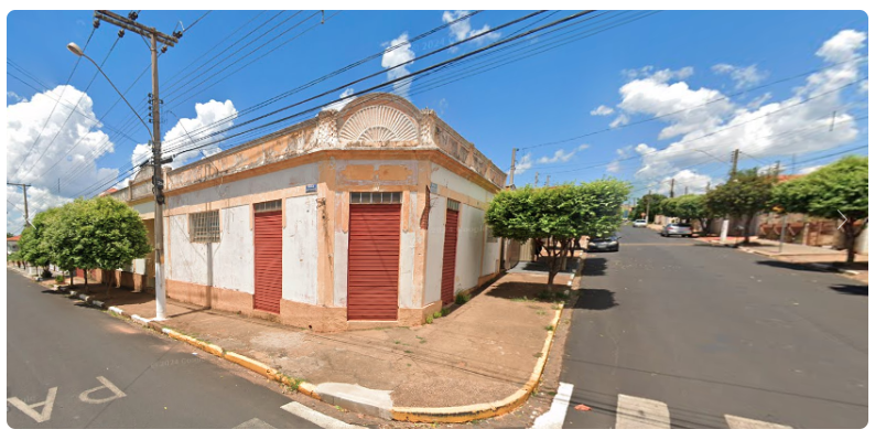 IMÓVEL RESIDENCIAL EM ESQUINA - TAMBAÚ/SP