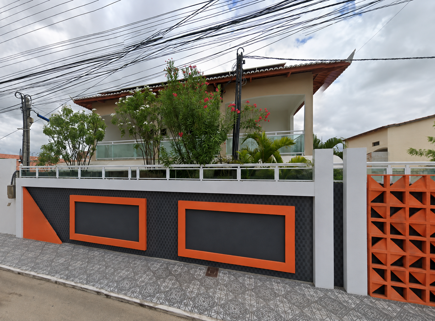Imagem do imóvel LOTE 1: Casa com 430,00 m² - Centro LIMOEIRO DO NORTE CE