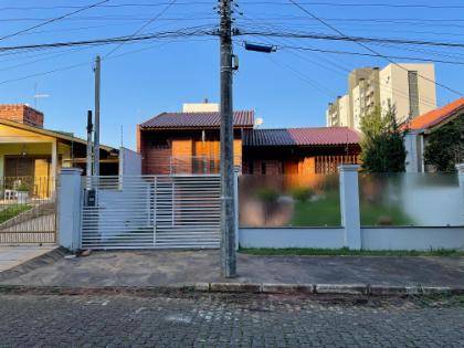 Imagem do imóvel LOTE 27: Casa, Padrão, 1 vaga(s) de garagem CANOAS RS