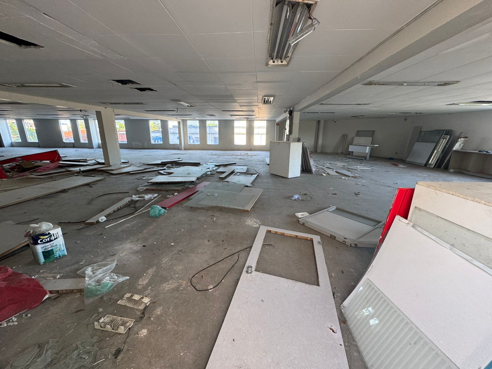 Lote 2: prédio comercial com 1.696,47 m² - farias brito fortaleza ce