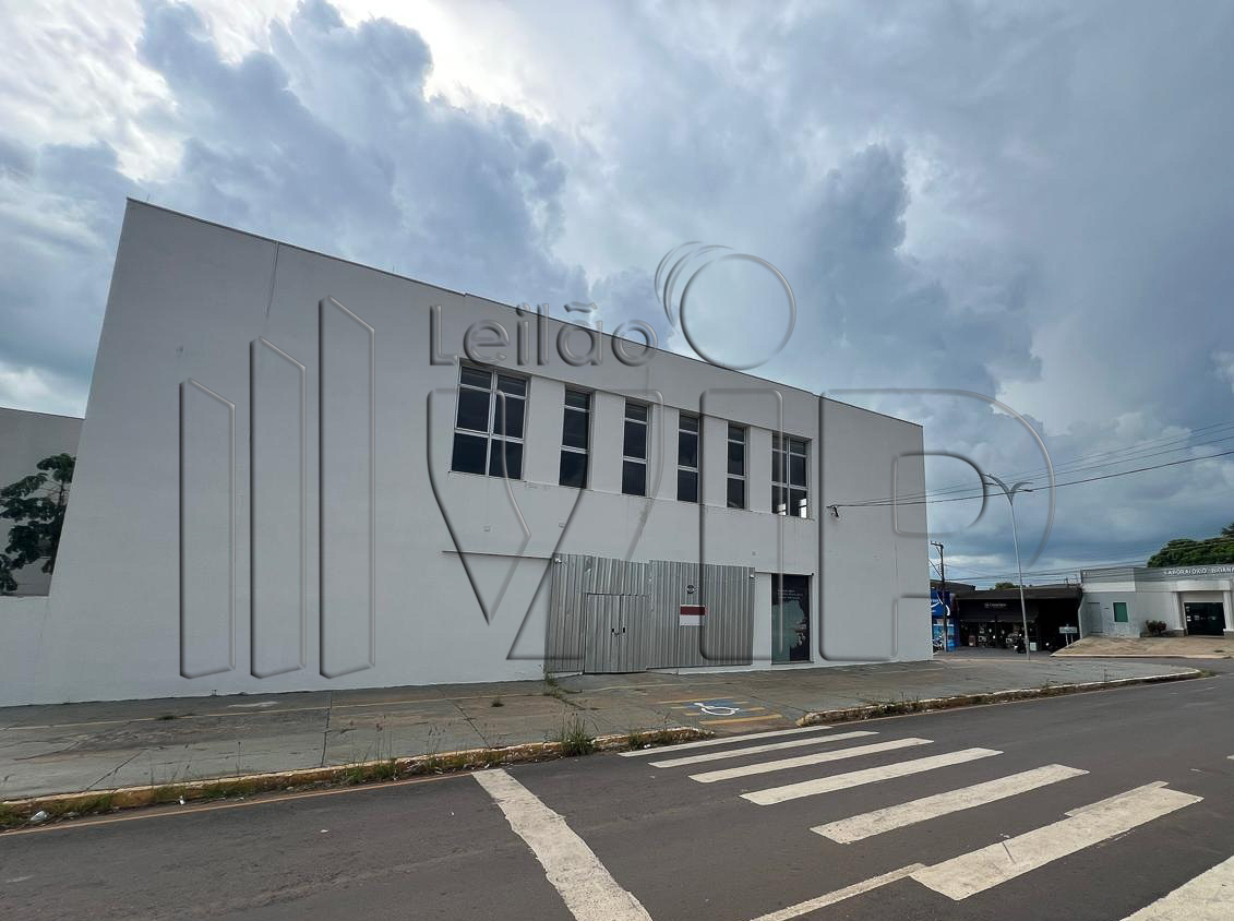 Prédio comercial com 804,24 m² - Centro COLORADO DO OESTE RO - leilão extrajudicial - COLORADO DO OESTE RO - lance mínimo R$ 700.000