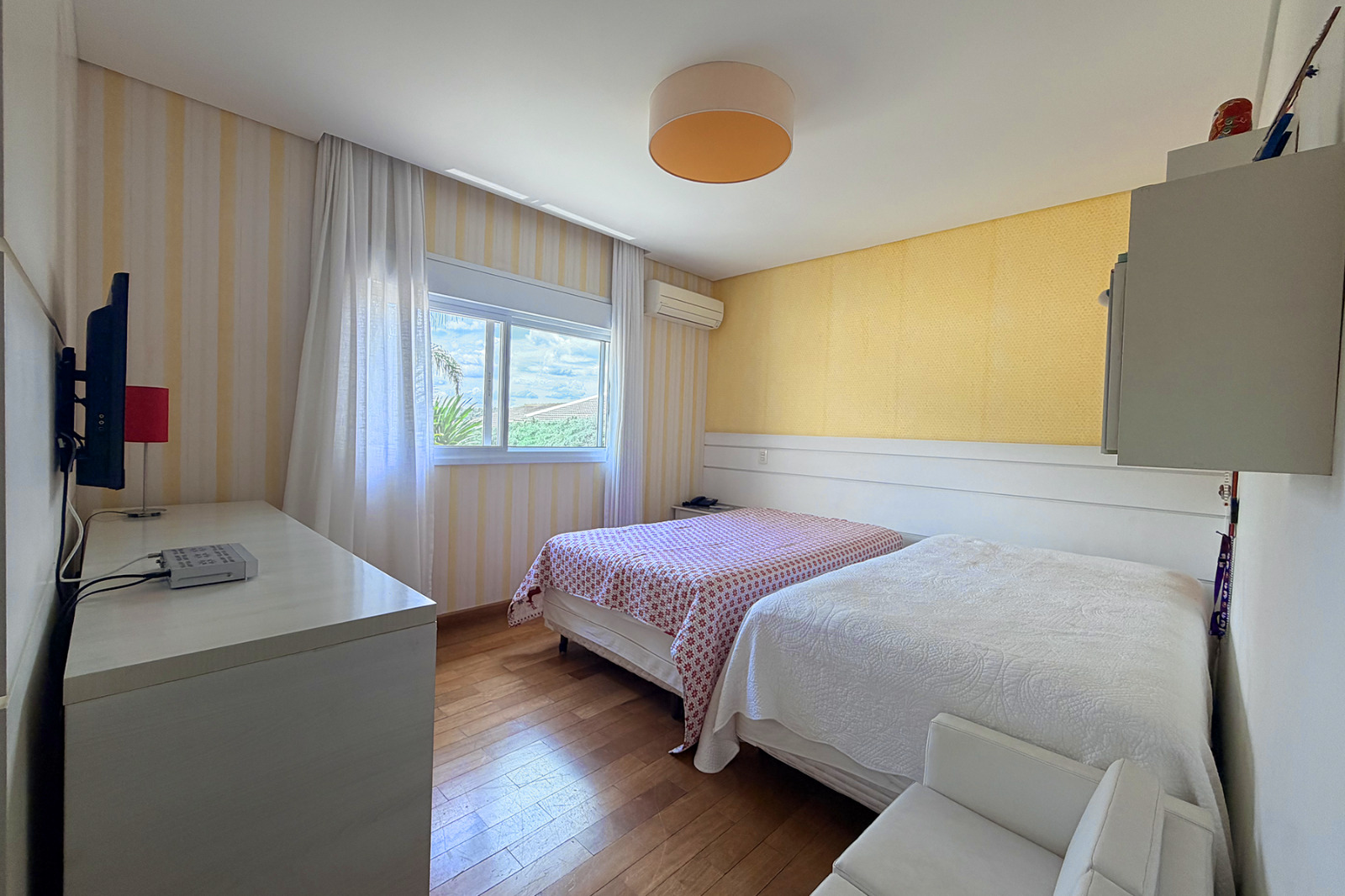 LOTE 16: Mansão com 2.000,00 m² de terreno - Granja Viana COTIA SP, localizado em Cotia - SP, bairro Granja Viana