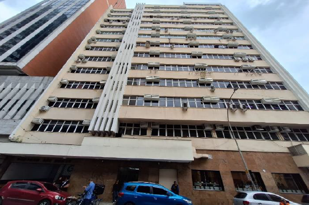 Imagem do imóvel LOTE 18: Salas Comerciais com 1.081,00 m² - Centro RIO DE JANEIRO RJ