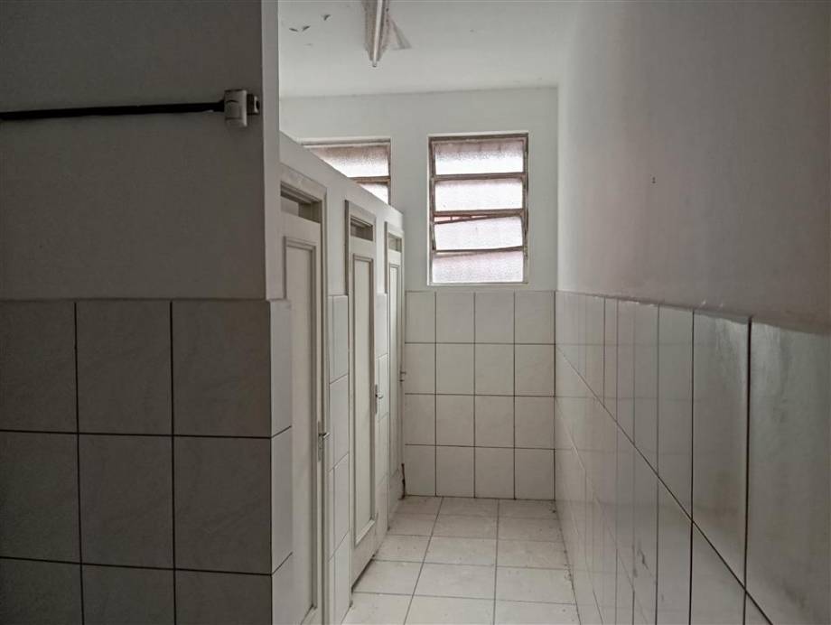 LOTE 7: Ex-agência, Padrão, 0 vaga(s) de garagem PELOTAS RS, localizado em Pelotas - RS, bairro Centro