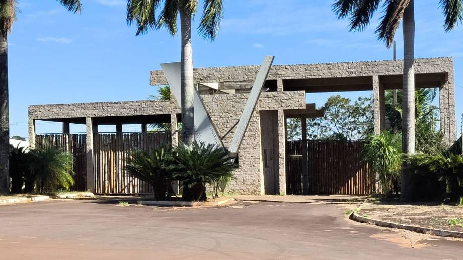 LOTE 4: Lote, Padrão, 0 vaga(s) de garagem Pérola PR, localizado em Pérola - PR