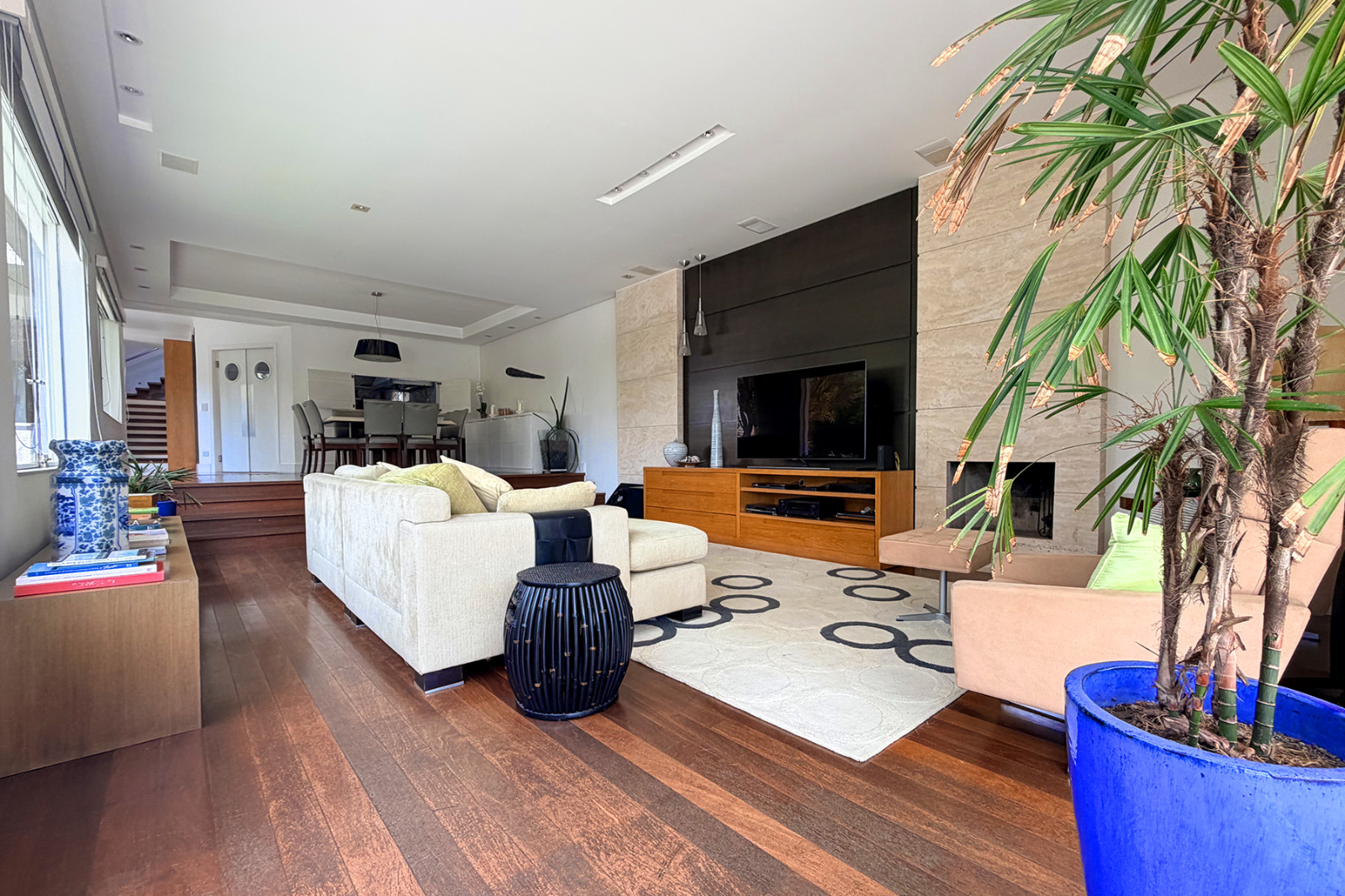 LOTE 16: Mansão com 2.000,00 m² de terreno - Granja Viana COTIA SP, localizado em Cotia - SP, bairro Granja Viana