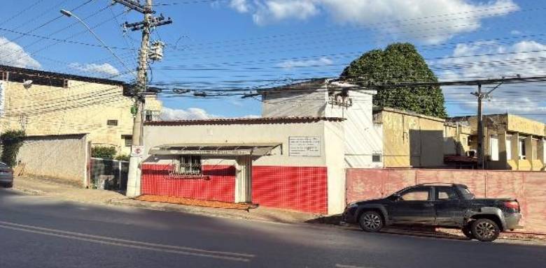 LOTE 4: Galpão, Padrão, 0 vaga(s) de garagem COLATINA ES, localizado em Colatina - ES, bairro São Braz