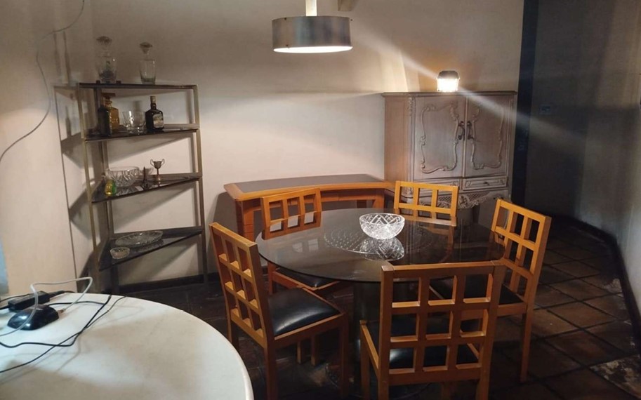 LOTE 1: Casa com 298m² + Terreno com 604m² - Vl. Pedro Moreira GUARULHOS SP, localizado em Guarulhos - SP, bairro Vila Pedro Moreira
