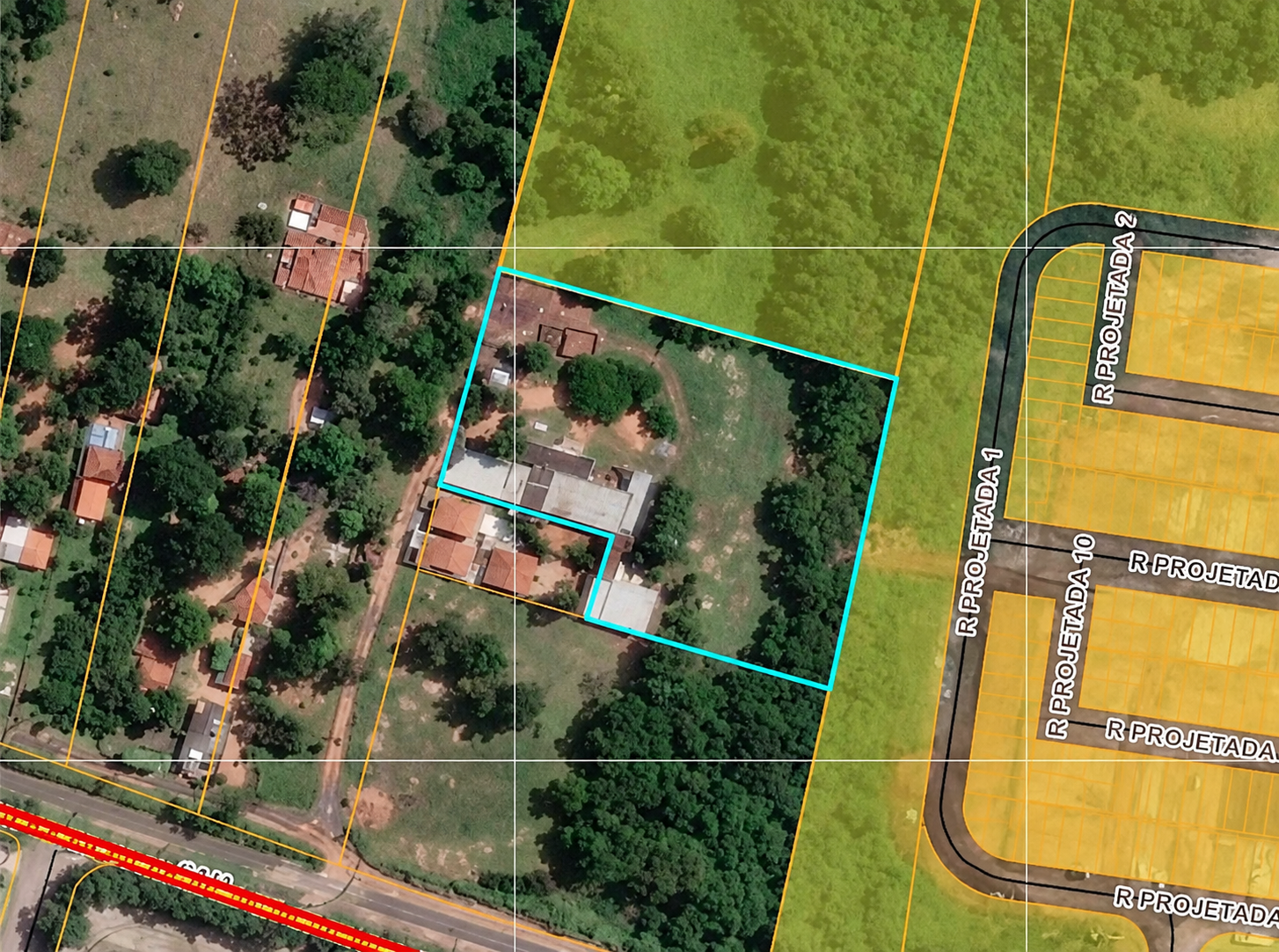 GRANDE ÁREA URBANA COM 8.800 M² (FRAÇÃO IDEAL) E 3 BARRACÕES - SÃO JOSÉ DO RIO PRETO/SP - (02)