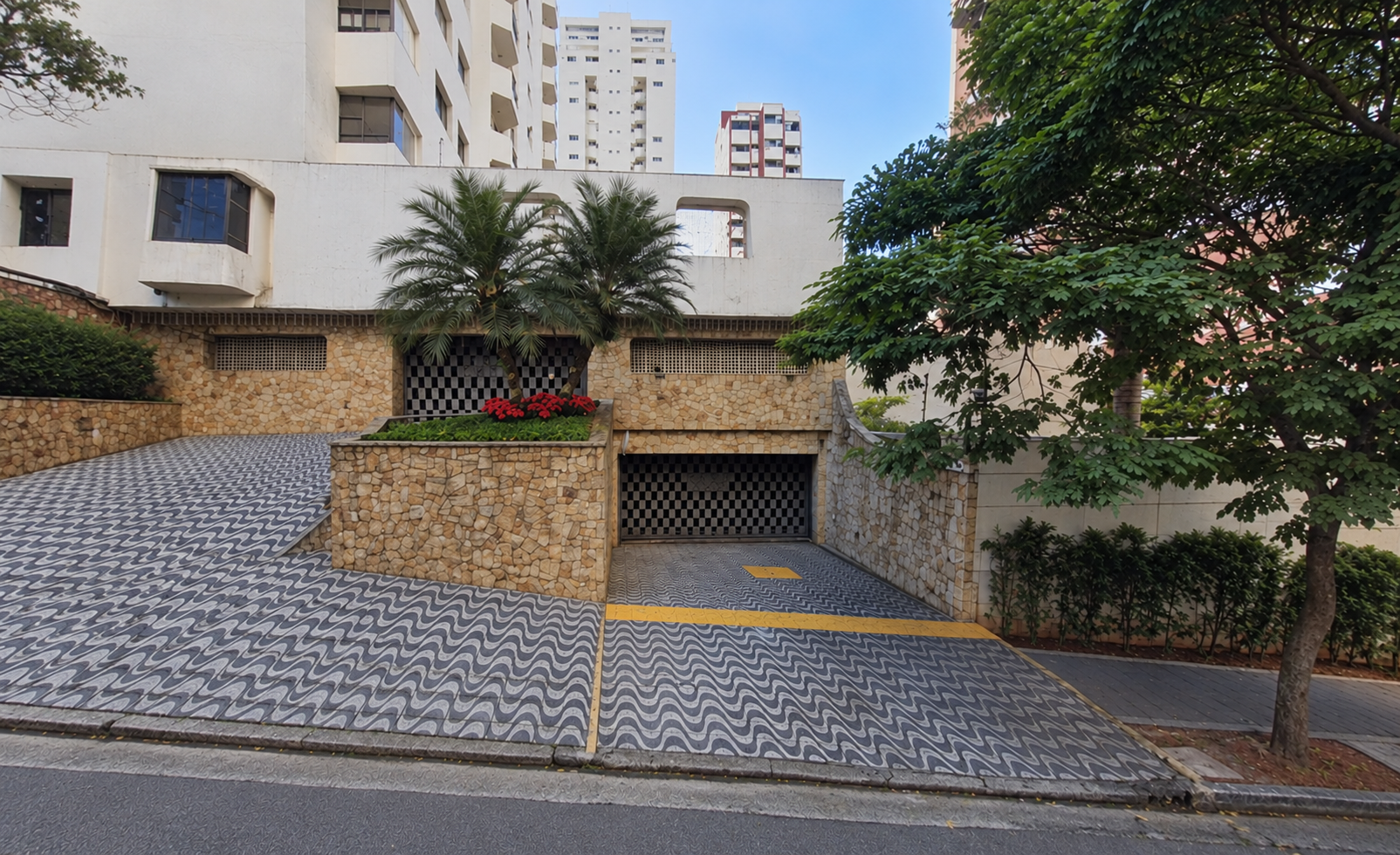 Box de garagem N° 17-C - Sumaré — foto principal