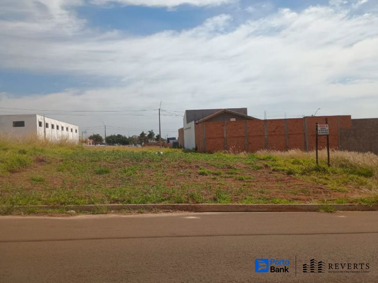 Imagem do imóvel LOTE 17: Terreno com 377,58 m² (Lote 11) - Jardim Santa Thereza AREIÓPOLIS SP