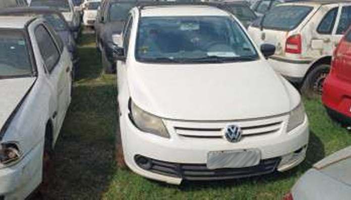 Volkswagen, Modelo Gol (G5/NF) 1.0 8V, ano 2012 — foto 4 de 4