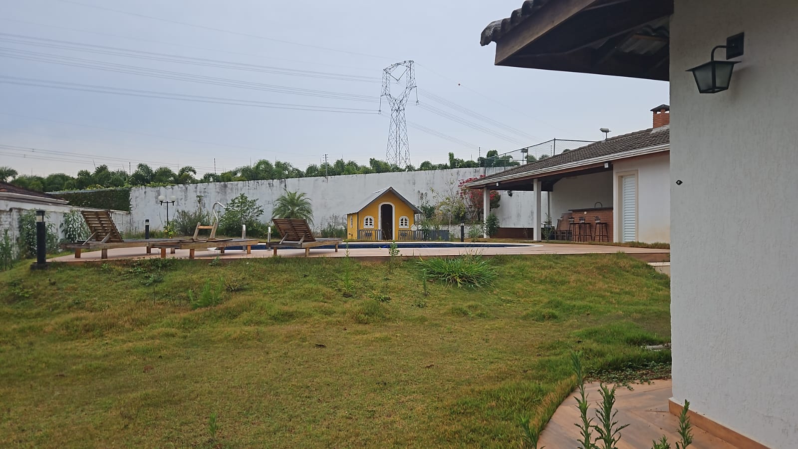 Casa com 278,45 m² e terr. 1.000,00 m² - Tanque — foto 3